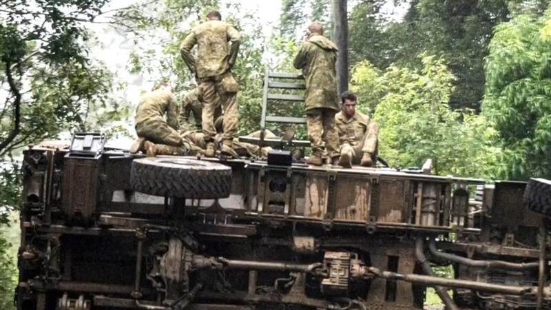 Army Truck Accident : সাইক্লোনের উদ্ধারকাজে যাওয়া সেনাবাহিনীর গাড়িতে ভয়াবহ দুর্ঘটনা, জখম ৩৮