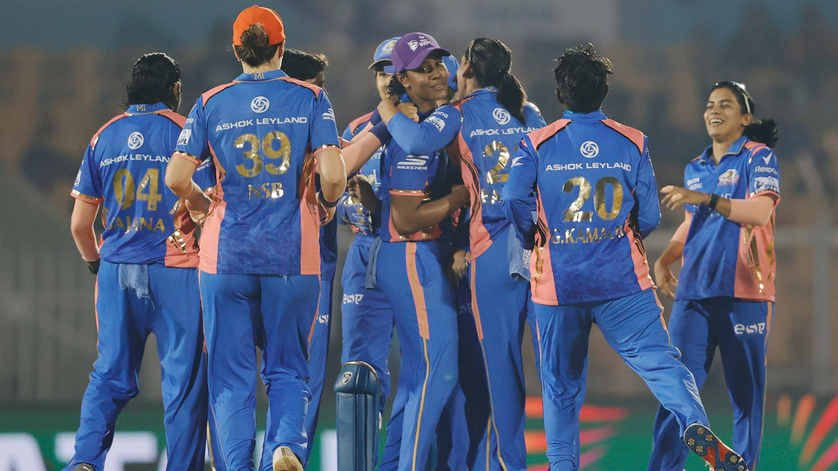 Mumbai Indians WPL: গুজরাট জায়ান্টসকে হারিয়ে দিল্লি ক্যাপিটালসের বিরুদ্ধে ফাইনাল খেলবে মুম্বই ইন্ডিয়ান্স
