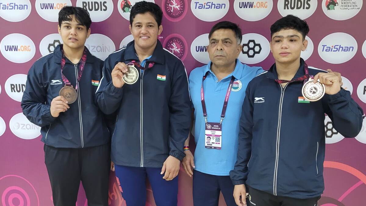 Senior Asian Championship: সিনিয়র এশিয়ান চ্যাম্পিয়নশিপ কুস্তিতে ভারতের দখলে ১টি রৌপ্য ও ২টি ব্রোঞ্জ পদক