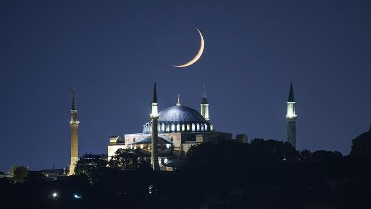 Eid al-Fitr 2025: সৌদি সহ মধ্য প্রাচ্যে দেখা গেল চাঁদ, কাল পালিত হবে পবিত্র ঈদ উল ফিতর