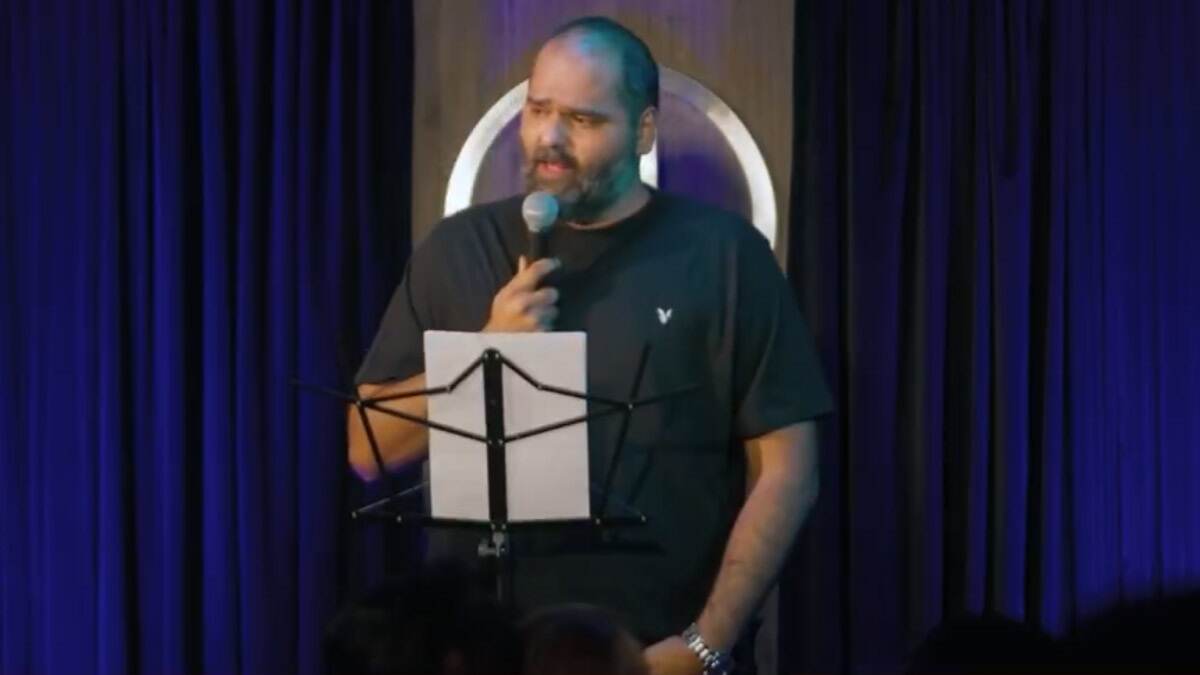 Kunal Kamra's Song 'Saadi Wali Didi Aayi': 'শাড়ি পরে দিদি এসেছেন' কুণাল কামরার নয়া গানে ছন্দ মিলিয়ে কটাক্ষ নির্মলা সীতারমণকে, দেখুন ভিডিয়ো