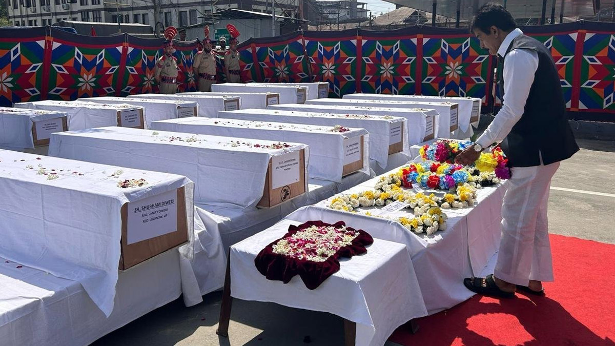 Pahalgam Terror Attack: সীমান্ত থেকে ২০০ কিমি ভিতরে ঢুকে, হত্যালীলা চালিয়ে, কীভাবে পালাল জঙ্গিরা? শাহদের প্রশ্ন কেরল কংগ্রেসের