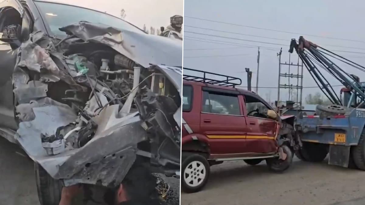 Kulgam Road Accident: হাইওয়েতে দুই গাড়ির মুখোমুখি সংঘর্ষ, দুর্ঘটনায় আহত অনেকে, ঘটনাস্থলে পুলিশ বাহিনী