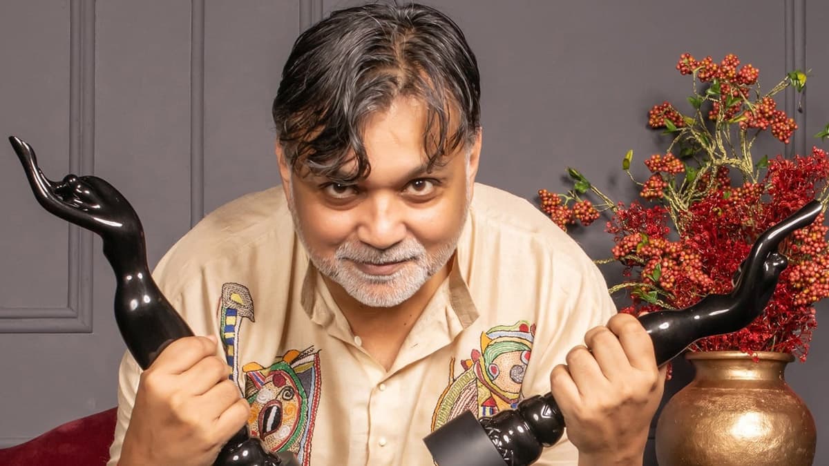 Director Srijit Mukherji Hospitalised: রাতে আচমকা শ্বাসকষ্ট, হাসপাতালে ভর্তি সৃজিত মুখোপাধ্যায়, এখন কেমন আছেন পরিচালক?