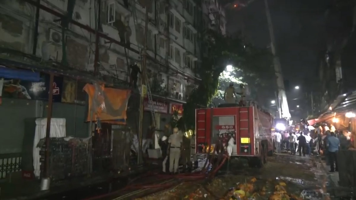 Kolkata Falpatti Machhua Bazar Fire: মেছুয়া বাজারের হোটেলে ভয়াবহ অগ্নিকাণ্ড, হত ১