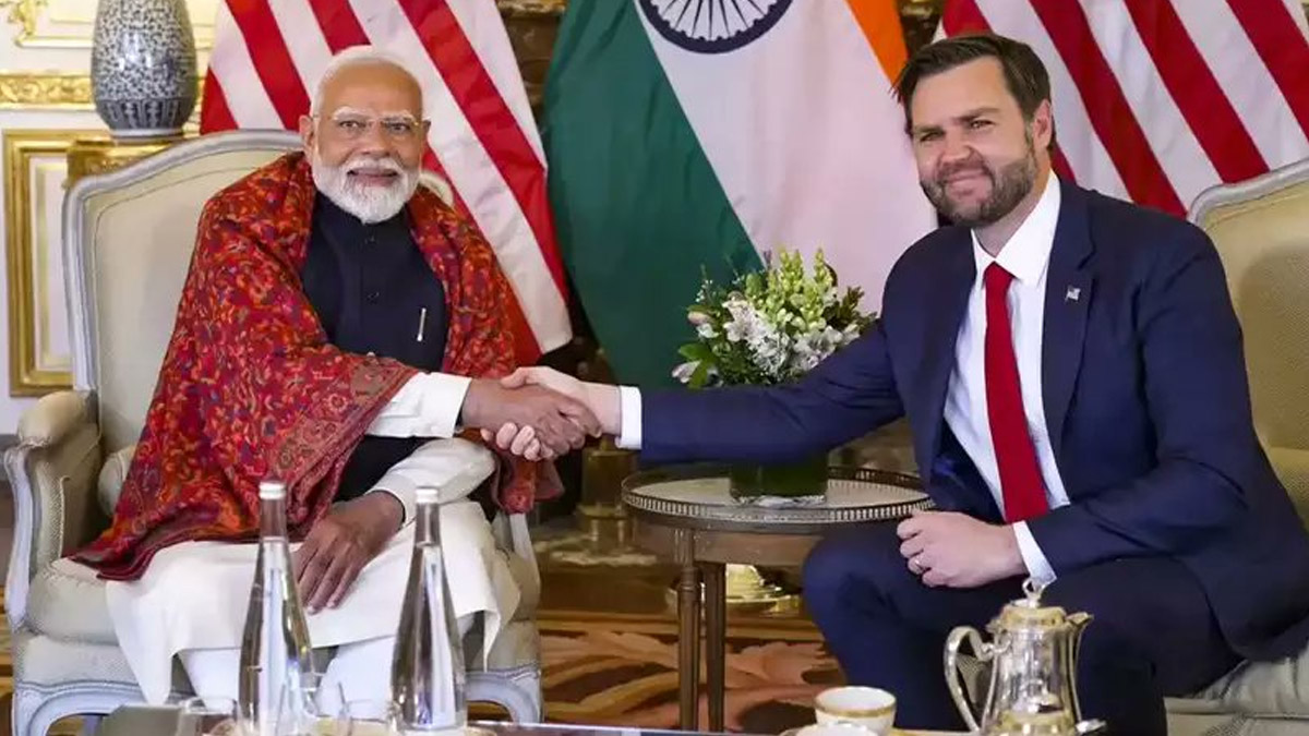 J D Vance India Tour: মার্কিন উপ রাষ্ট্রপতি জে ডি ভ্যান্স চার দিনের সরকারি সফরে ভারতে আসছেন, বিকালে দেখা করবেন প্রধানমন্ত্রীর সঙ্গে