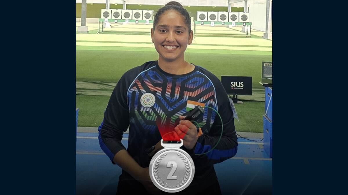 ISSF World Cup In Lima: আইএসএসএফ বিশ্ব কাপ শুটিং -এ মহিলাদের ২৫ মিটার পিস্তল ইভেন্টে রূপো জিতলেন ভারতীয় সিমরনপ্রীত