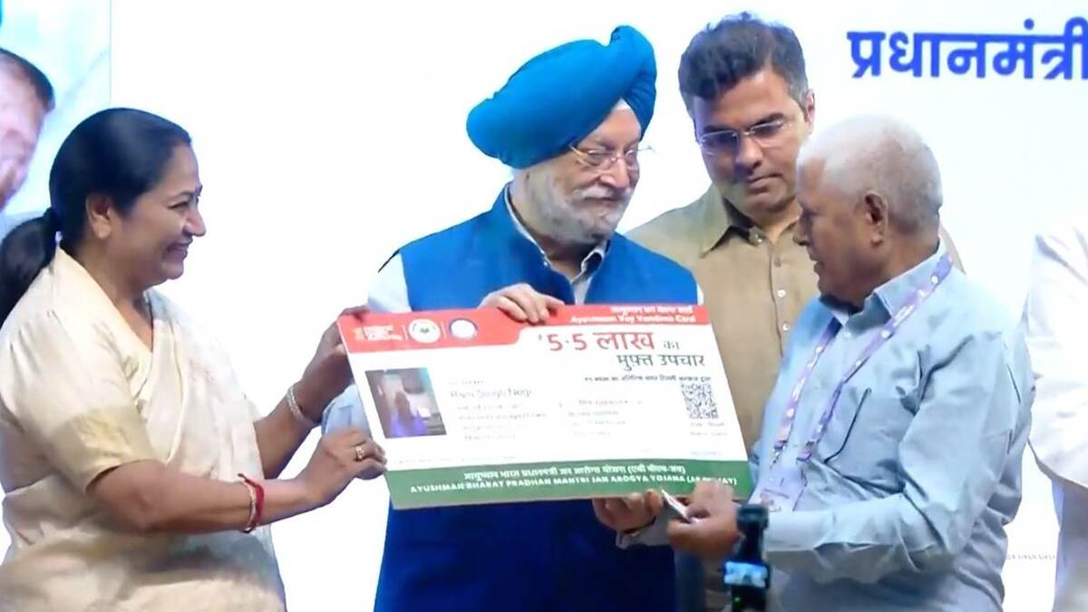 Ayushman Bharat Vay Vandana Yojana: রাজধানী দিল্লিতে 