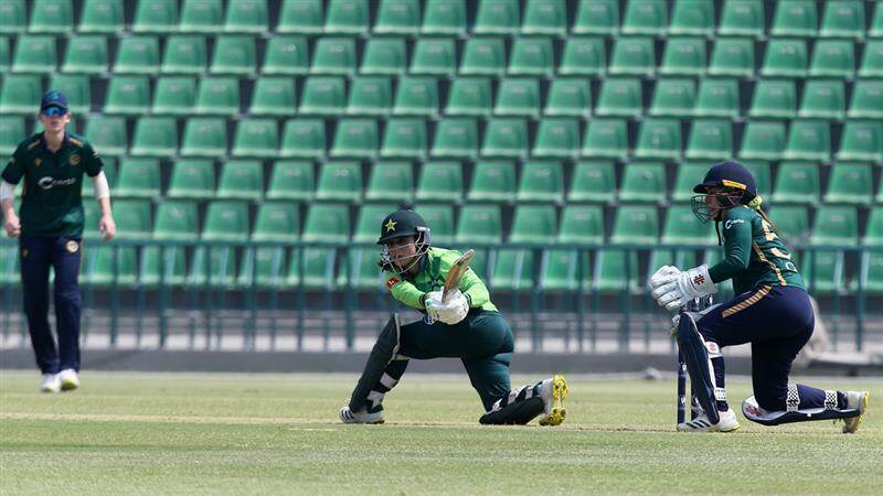 PAK W vs IRE W Live Scorecard: আলিয়া রিয়াজ, সিদ্রা আমিনের হাফসেঞ্চুরিতে আয়ারল্যান্ডের বিপক্ষে পাকিস্তানের টার্গেট ২১৮