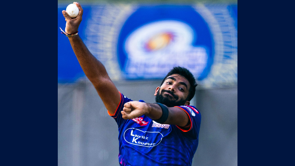 MI Beats CSK: ধোনিদের উড়িয়ে শোধ তুললেন হার্দিকরা, জয়ের হ্যাটট্রিকে কলকাতাকে টপকে ছয়ে মুম্বই