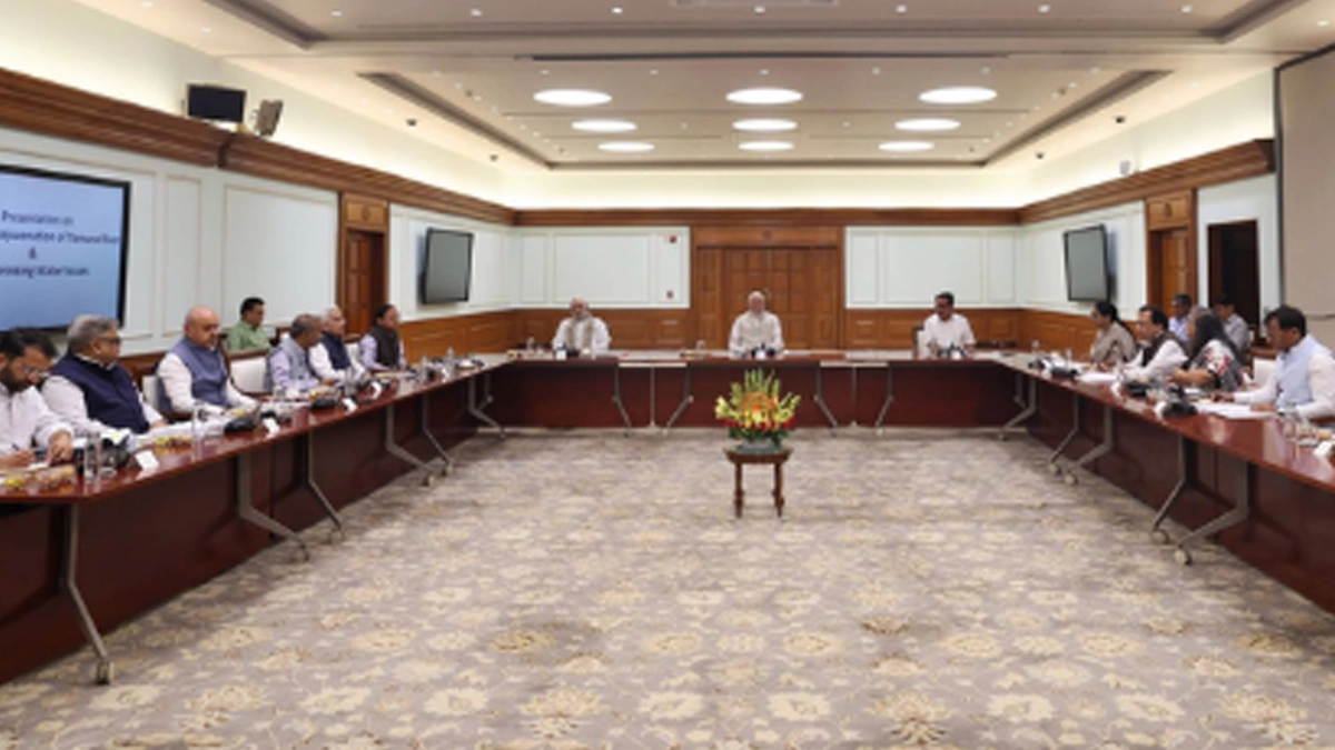 Yamuna River Pollution: যমুনা নদীর সাফাই ও পুনরুজ্জীবনে বর্তমান এবং ভবিষ্যত পরিকল্পনা নিয়ে আলাপ আলোচনায় প্রধানমন্ত্রী মোদী (দেখুন সেই ছবি)