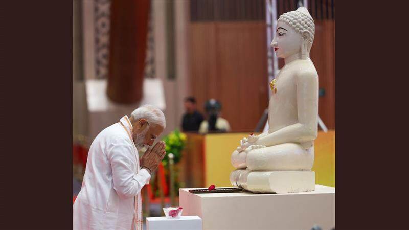PM Modi on Mahavir Jayanti: মহাবীরের জন্মবার্ষিকীতে নরেন্দ্র মোদীর শ্রদ্ধাঞ্জলি