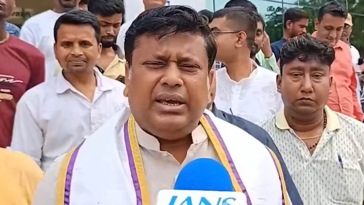 Sukanta Majumdar: মুর্শিদাবাদকে বাংলাদেশ বানানোর চেষ্টা চলছে, মন্তব্য কেন্দ্রীয় মন্ত্রী সুকান্ত মজুমদারের
