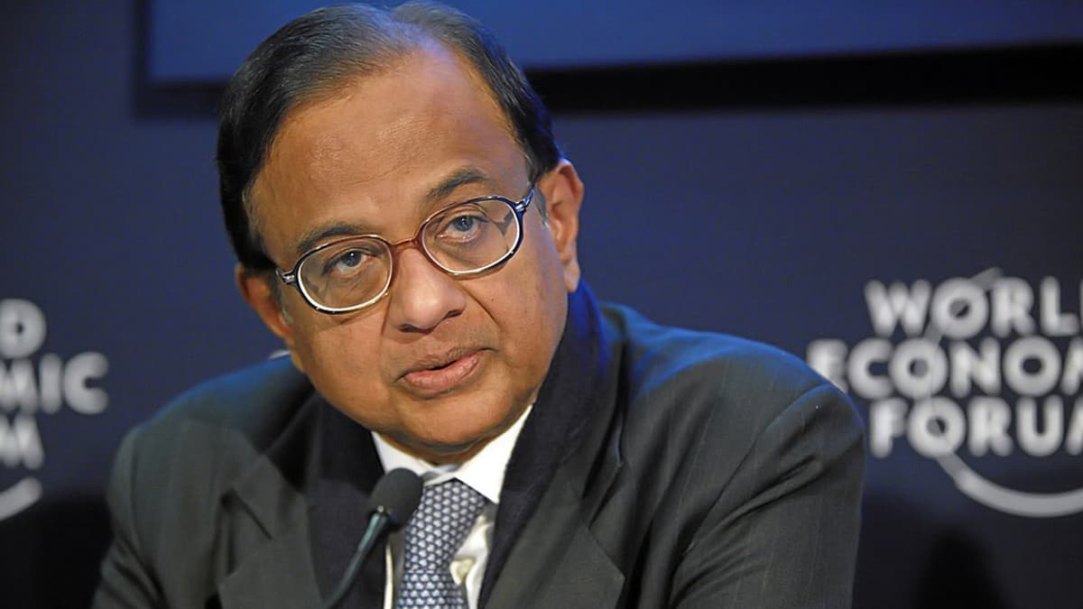 P Chidambaram: আমেদাবাদে তীব্র গরমে জ্ঞান হারিয়ে মাটিতে পড়ে গেলেন কংগ্রেস নেতা পি চিদাম্বরম, দেখুন ভিডিয়ো
