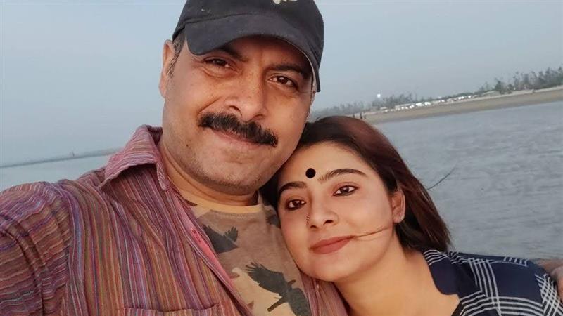 Sudip Mukherjee and Preetha Chakraborty: বিচ্ছেদ নয়, প্র্যাঙ্ক! স্ত্রী পৃথার আলাদা হওয়ার গুঞ্জনের মাঝে লাইভে এসে এটা কী বললেন সুদীপ মুখোপাধ্যায়