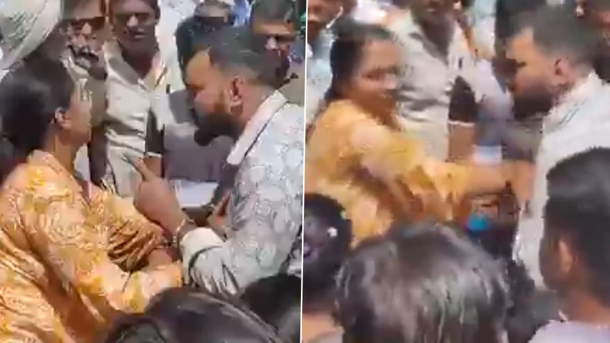 Viral Video Of Couple: 'মুখ বন্ধ', বাস স্ট্যান্ডে প্রেমিককে হাতের কাছে পেয়ে একটানা পরপর চড় তরুণীর, দেখুন ভাইরাল ভিডিয়ো