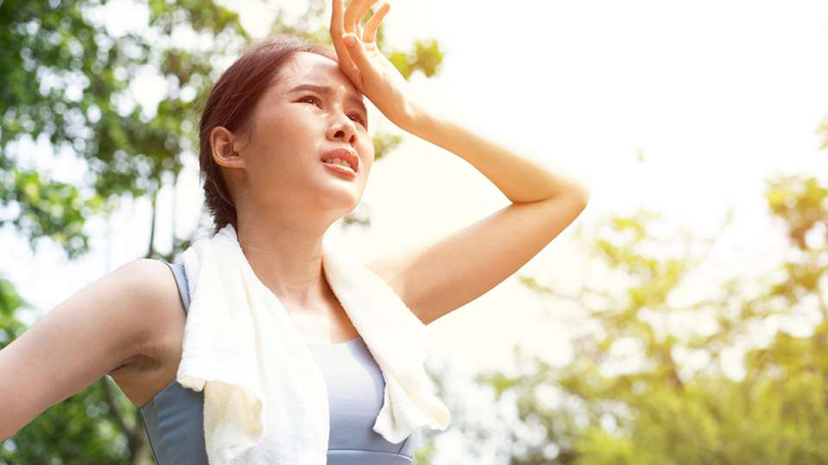 Get rid sweating in the summer: গরমে ঘাম থেকে মুক্তি পেতে চান। মেনে চলুন এই নিয়ম
