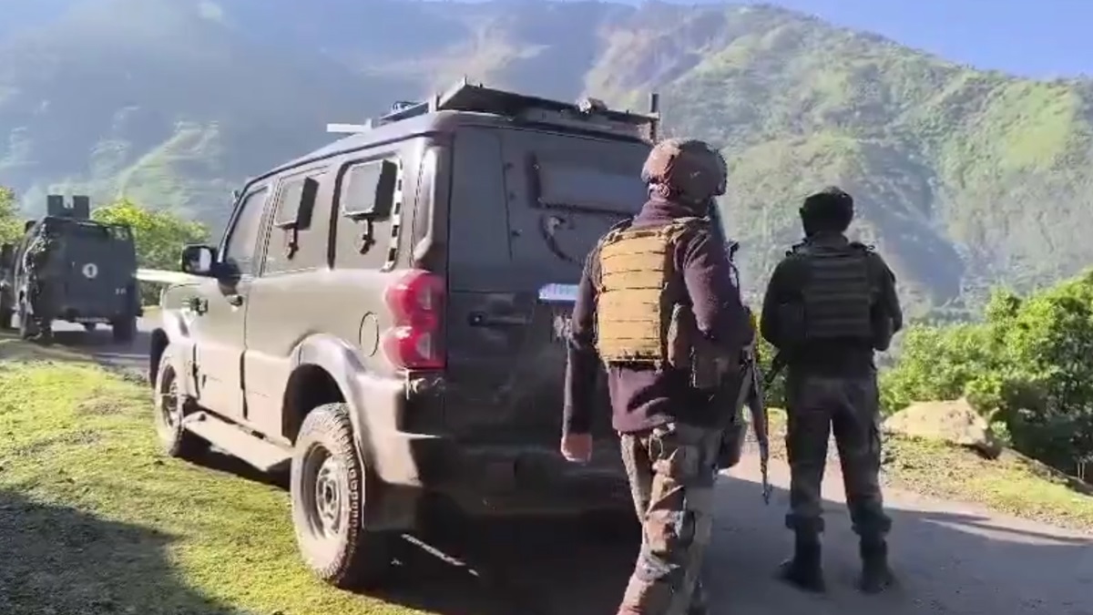 Encounter In Kulgam:গুলির শব্দে ঘুম ভাঙল কাশ্মীরের, নিকেশ ১ জঙ্গি, আহত ৩ সেনা জওয়ান