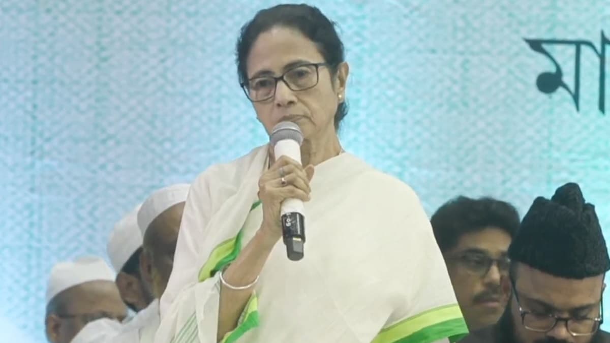 মুখ্যমন্ত্রী বললেন, 'সর্ব ধর্ম সম্মন্বয়ের কথা'