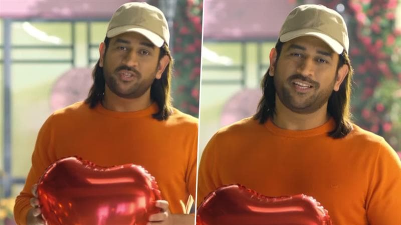 MS Dhoni Viral Video: 'লাভার বয়' ধোনির সঙ্গে পরিচয় করালেন করণ জোহর, বলিউডে আত্মপ্রকাশ করছেন মাহি?