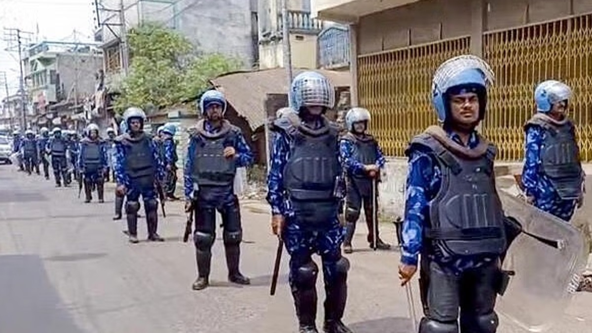 Murshidabad Violence: মুর্শিদাবাদে বাবা-ছেলে খুনে গ্রেফতার আরও ১