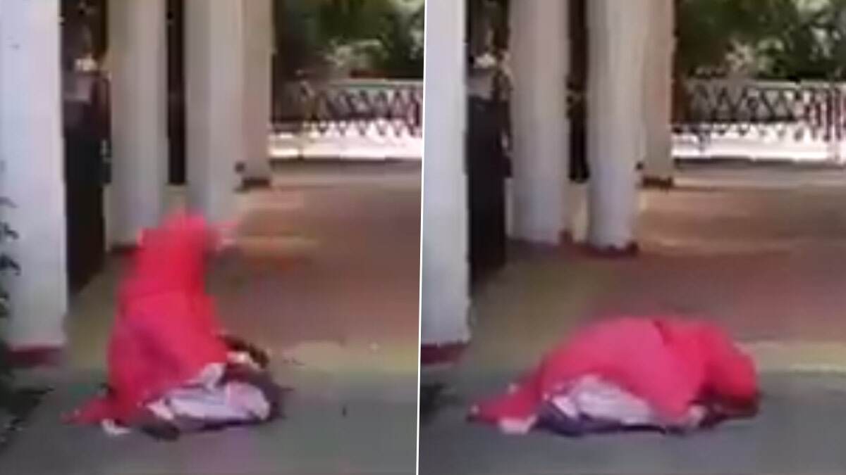 Woman Booked For Offering Namaz Outside Office Video: জেলাশাসকের অফিসের বাইরে নামাজ় পড়ায় আটক মহিলা, ঘটনা ছড়াতেই ভাইরাল হল ভিডিয়ো