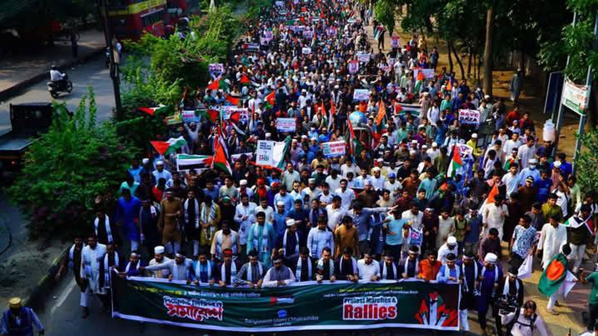 Bangladesh On Israel: ইজরায়েলের বিরুদ্ধে তীব্র গণরোষ বাংলাদেশে, নেতানিয়াহুর দেশে যেতে পারবেন না, পাসপোর্টে চাপানো হল নিষেধাজ্ঞা
