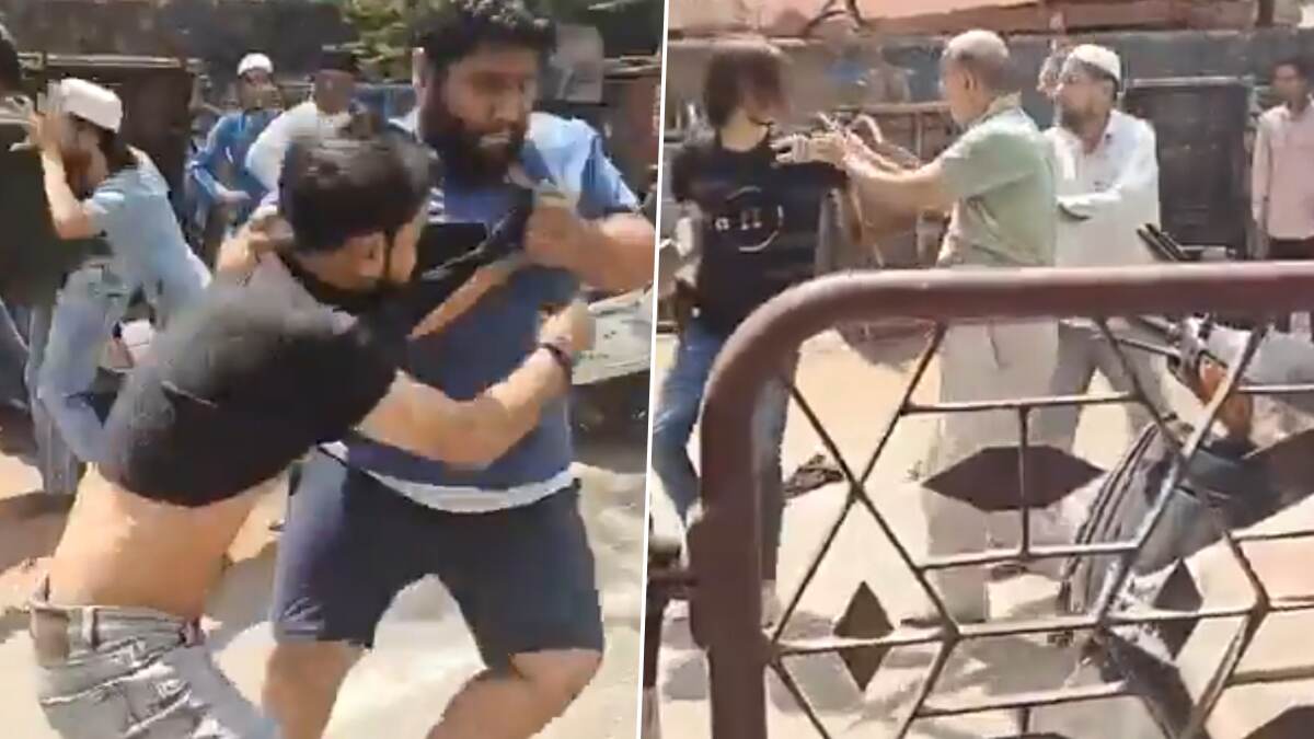 Pune Viral Video: হর্ন দেওয়া নিয়ে বচসা, রণক্ষেত্রের আকার নিল ব্যস্ত রাস্তা, ভাইরাল ভিডিয়ো