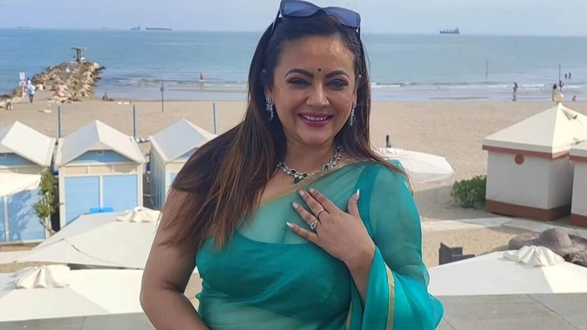 Sreelekha Mitra On Teachers Protest: 'কী করা উচিত আমাদের?' চাকরিহারা শিক্ষকদের উপর পুলিশের লাঠি পড়তেই রাগ, উষ্মা শ্রীলেখার, একের পর এক পোস্ট