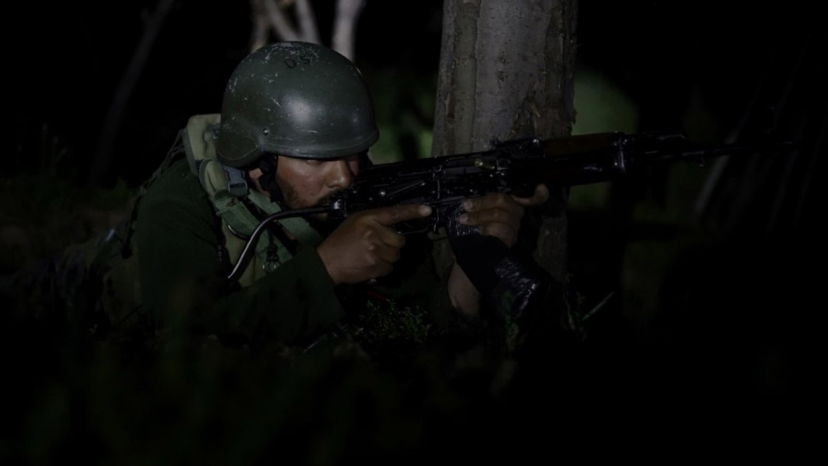 After Pahalgam Attack, Terrorists Killed In Baramulla: পহেলগাম হামলার মাঝে বড় খবর, পরপর জঙ্গিদের গুলিতে ঝাঁঝরা করল সেনা, দেখুন
