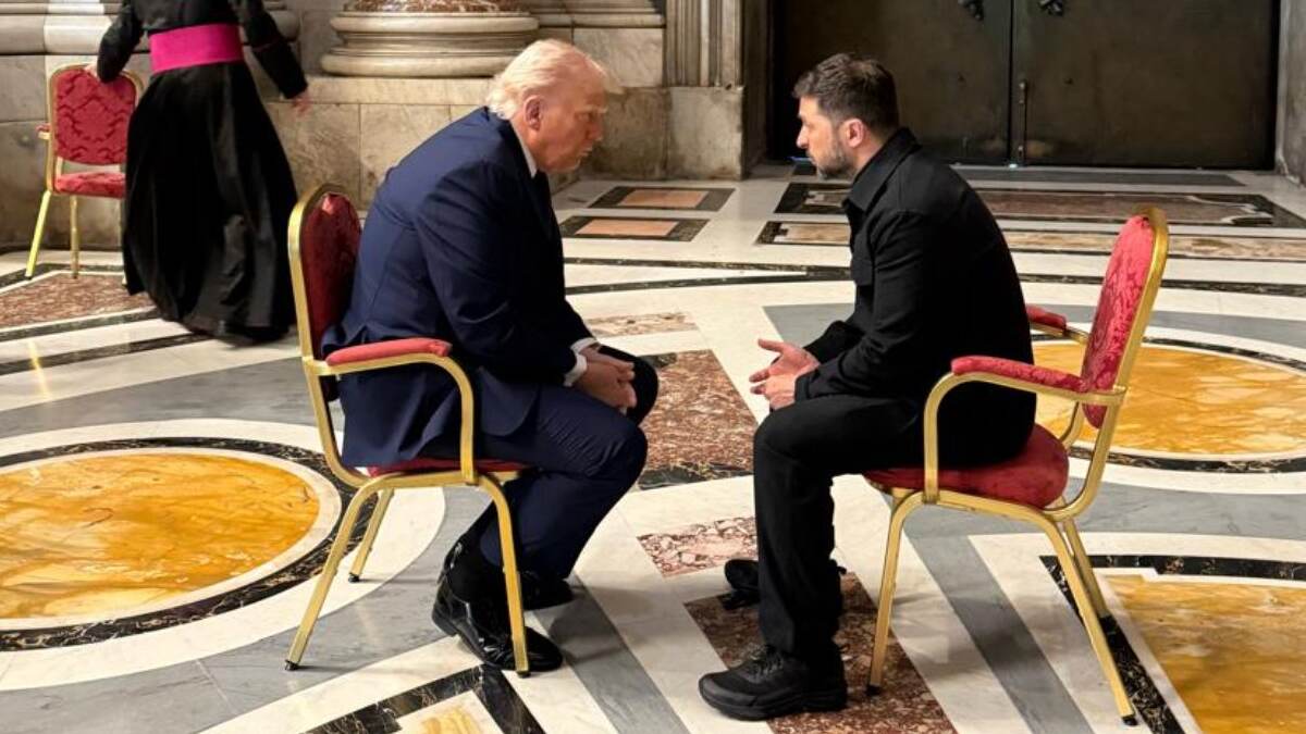 Trump and Zelensky at the Vatican: ভ্যাটিকেনে শান্তির খোঁজের বৈঠকে 'ঝুকেগা নেহি' র ফ্রেমে ট্রাম্প-জেলেনস্কি
