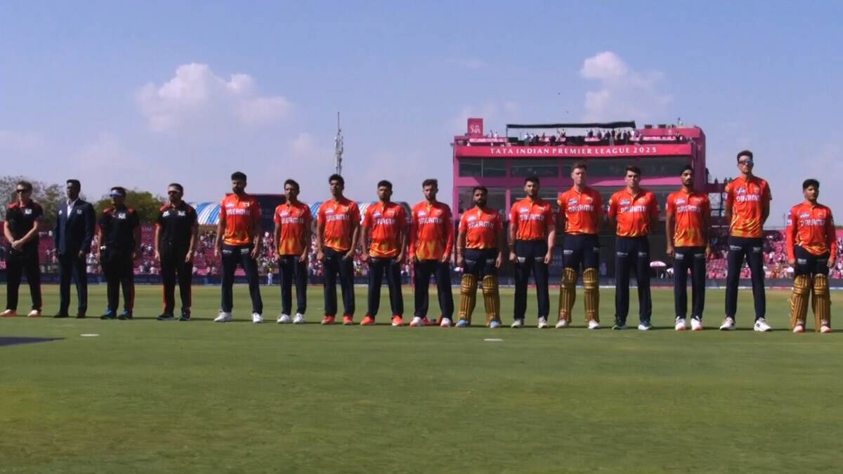 National Anthem at RR vs PBKS Match: ভারতীয় সেনাকে ধন্যবাদ! আরআর বনাম পিবিকেএস ম্যাচে সেনাকে শ্রদ্ধা জানাল আইপিএল