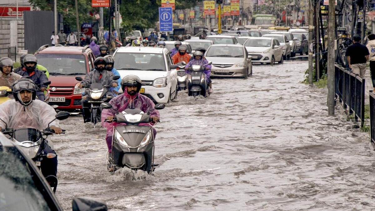 West Bengal Weather: জামাই ষষ্ঠীতে প্রবল দুর্যোগ, কখন বৃষ্টি? জেনে নিন ভিজবে কোন কোন জেলা