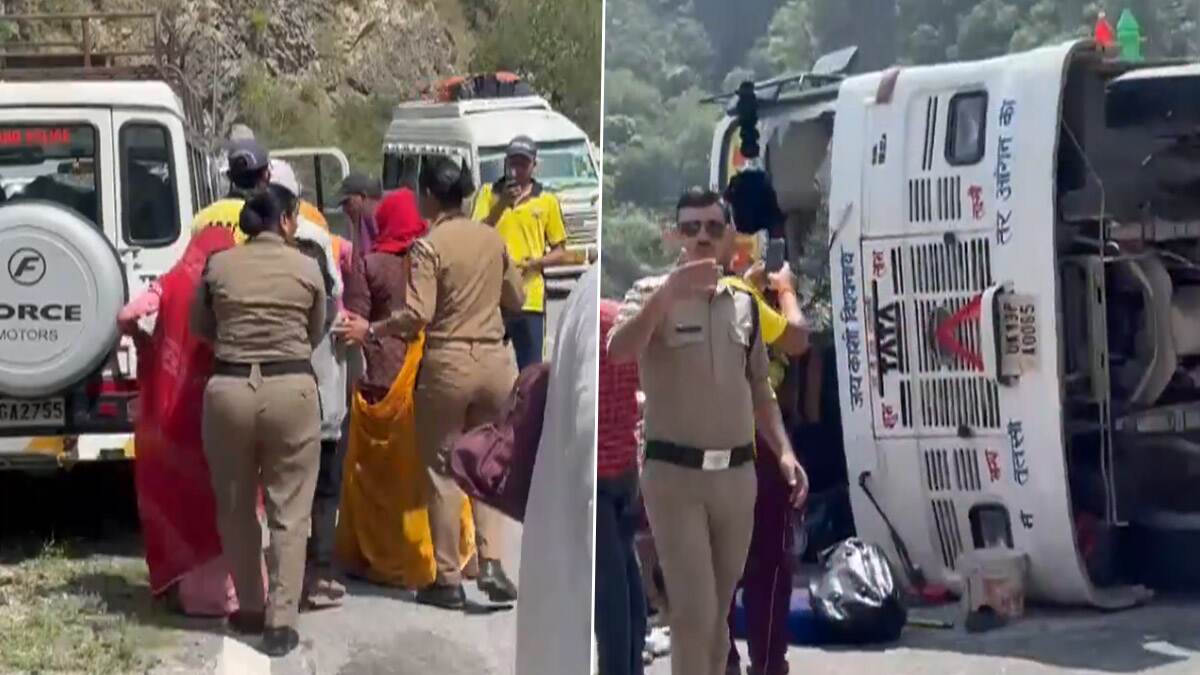 Road Accident: জনা চল্লিশেক যাত্রী নিয়ে খাদে উল্টে পড়ল বাস, আহত ১০ জন