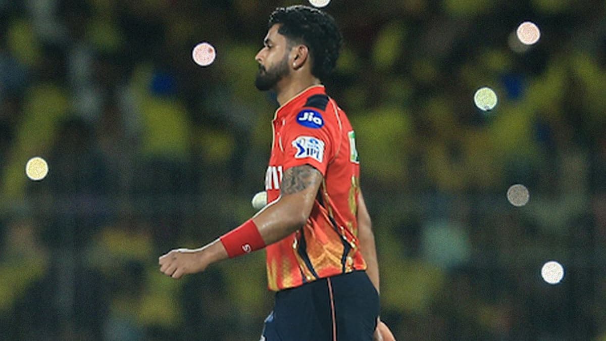 Shreyas Iyer Fined: আইসিসির নিয়ম ভেঙে চেন্নাই সুপার কিংসের বিরুদ্ধে ম্যাচের পর জরিমানার মুখে শ্রেয়স আইয়ার
