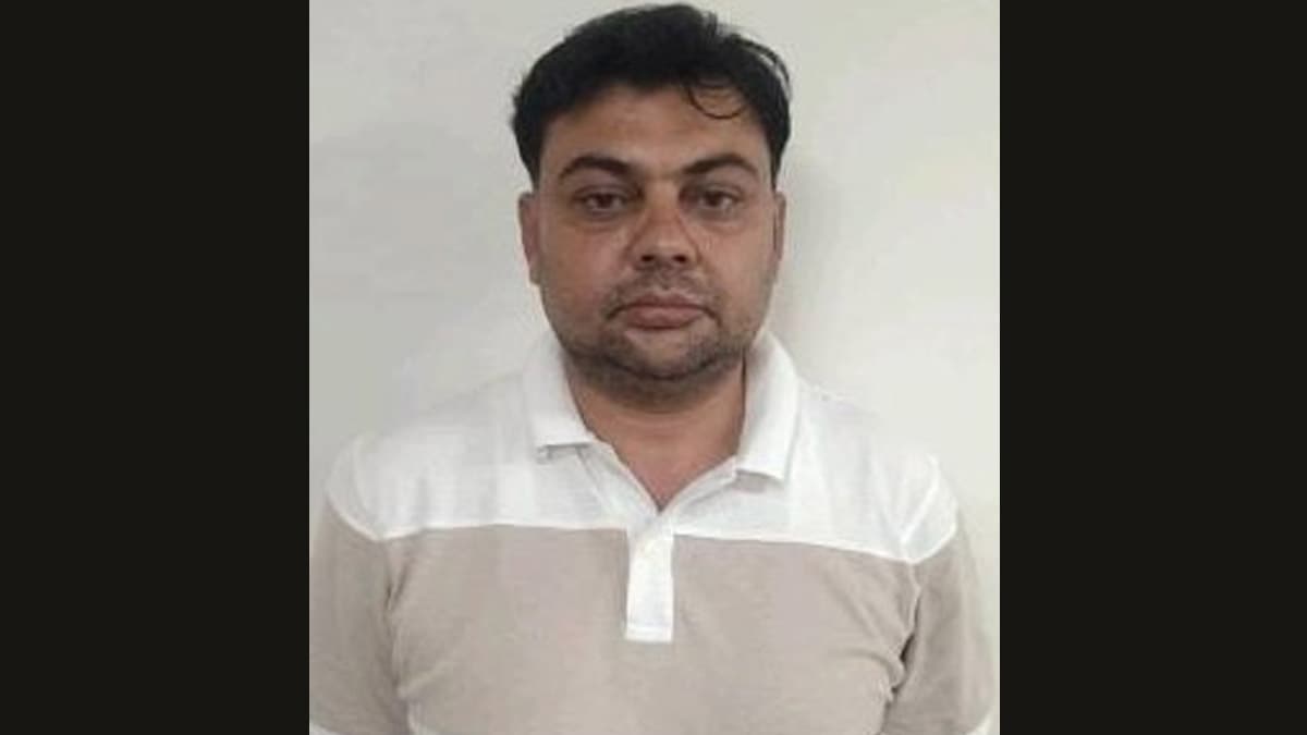 Pakistani Spy Arrested: ভারতীয় সিম পাচার হত পাকিস্তানে, হরিয়ানার পর উত্তরপ্রদেশ থেকে গ্রেফতার পাকিস্তানি গুপ্তচর
