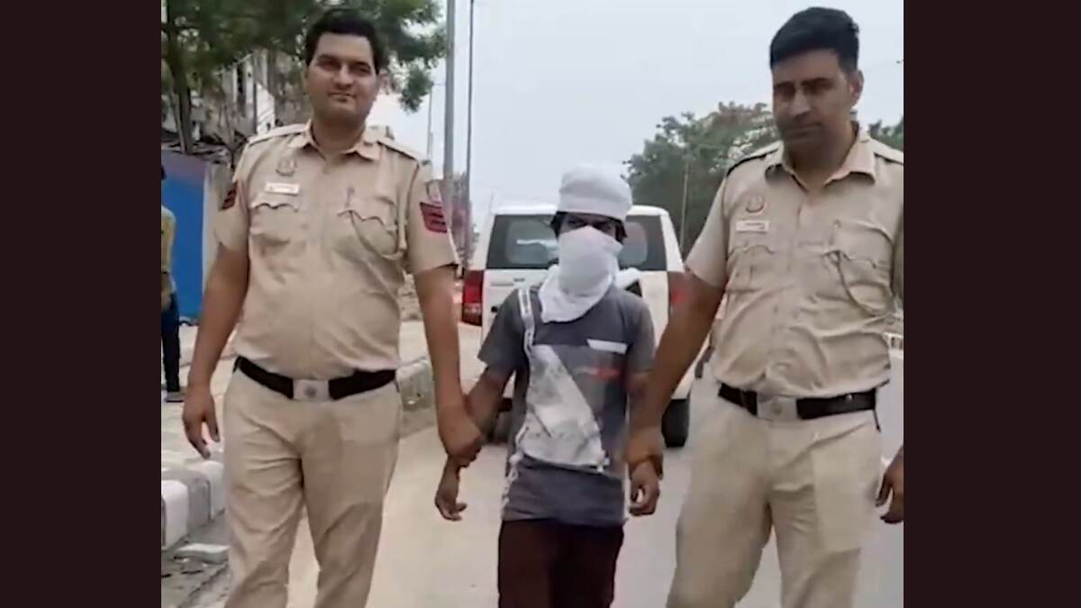 Delhi: নাবালিকাকে বাড়ি থেকে তুলে নিয়ে গিয়ে ধর্ষণের চেষ্টা, ২৫০টি সিসিটিভি ক্যামেরায় নজর রেখে অবশেষে গ্রেফতার অভিযুক্ত