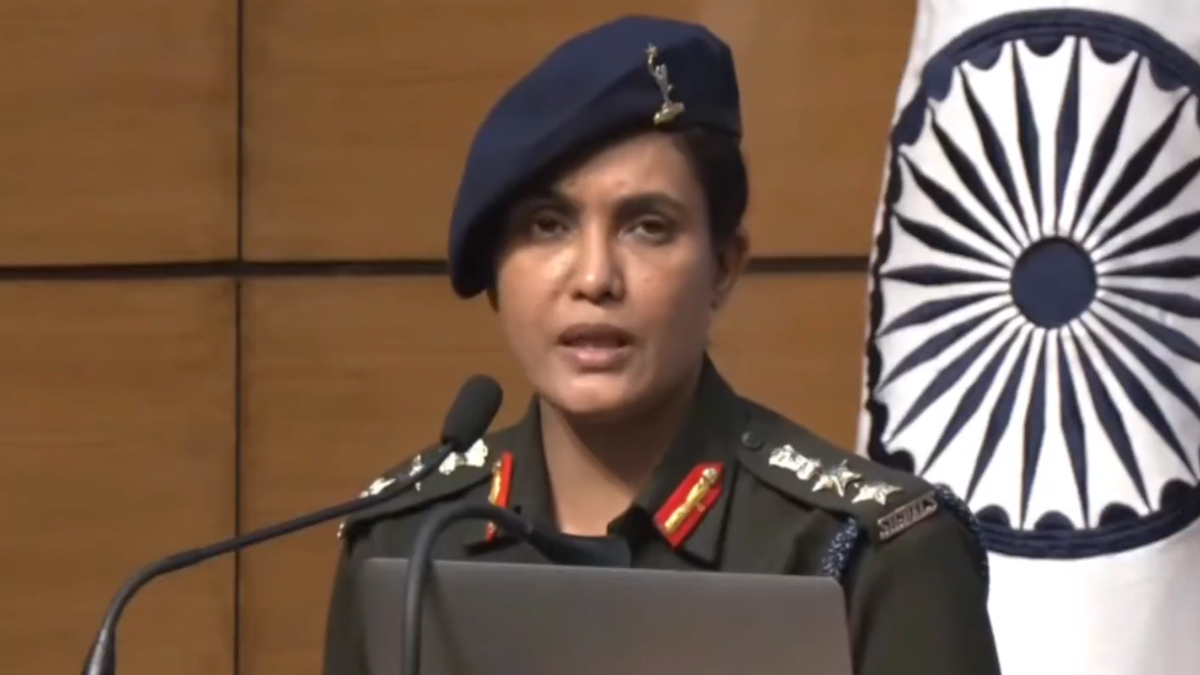 Colonel Sophia Qureshi on Operation Sindoor: অপারেশন সিঁদুর সম্পর্কে ব্রিফ করলেন কর্নেল সোফিয়া কুরেশি, দেখুন ভিডিও