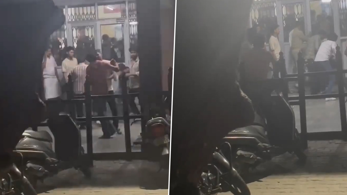 Uttar Pradesh: বিশ্ববিদ্যালয়ে ছাত্র ইউনিয়নের সভাপতিকে ব্যপক মারধর, দেখুন ভিডিও