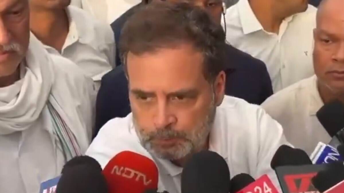 Congress: কেস মানে আমার মেডেলের সমান, বিহারে ভোটপ্রচারে গিয়ে পুলিশি বাধার সম্মুখীন রাহুল গান্ধী