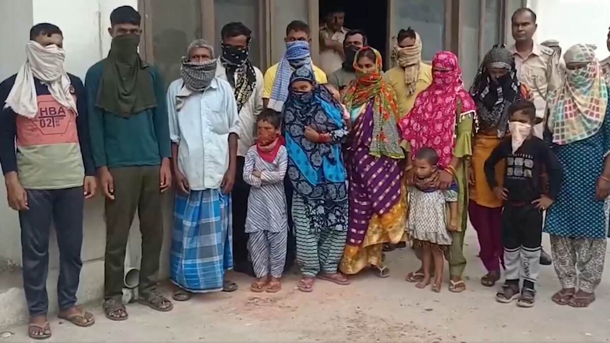 Bangladeshi Infiltrators Arrested: দিল্লি থেকে আটক শিশু, মহিলাসহ অসংখ্য বাংলাদেশি অনুপ্রবেশকারী, উদ্ধার বাংলাদেশি পরিচয়পত্র