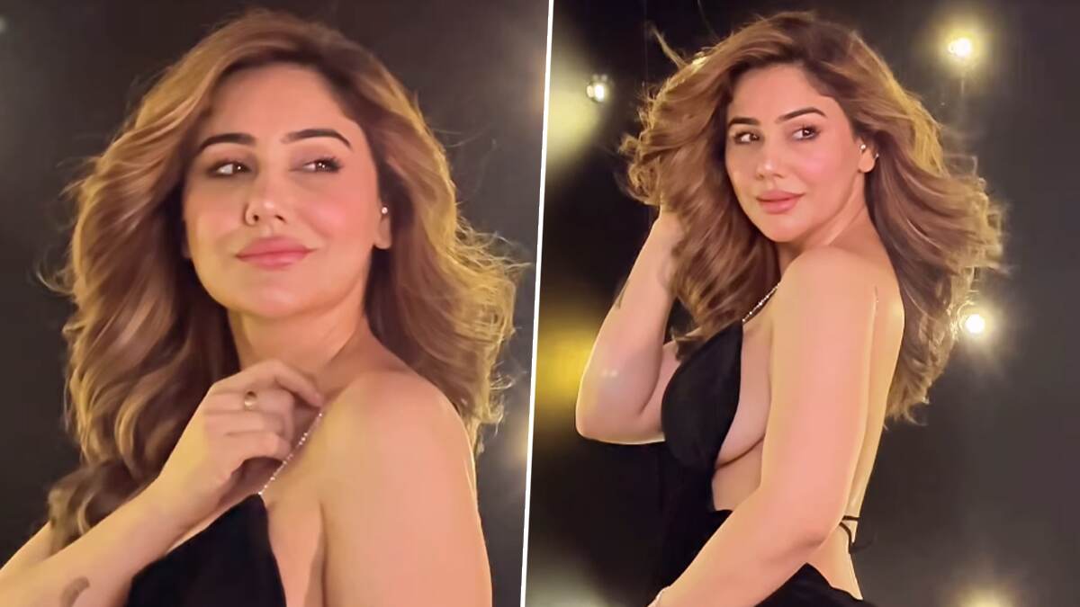 Kangna Sharma Sexy Video: খোলা পিঠে এলো চুল, দুষ্টু ইশারায় নেশা ধরাচ্ছেন কঙ্গনা, দেখুন হট ভিডিও