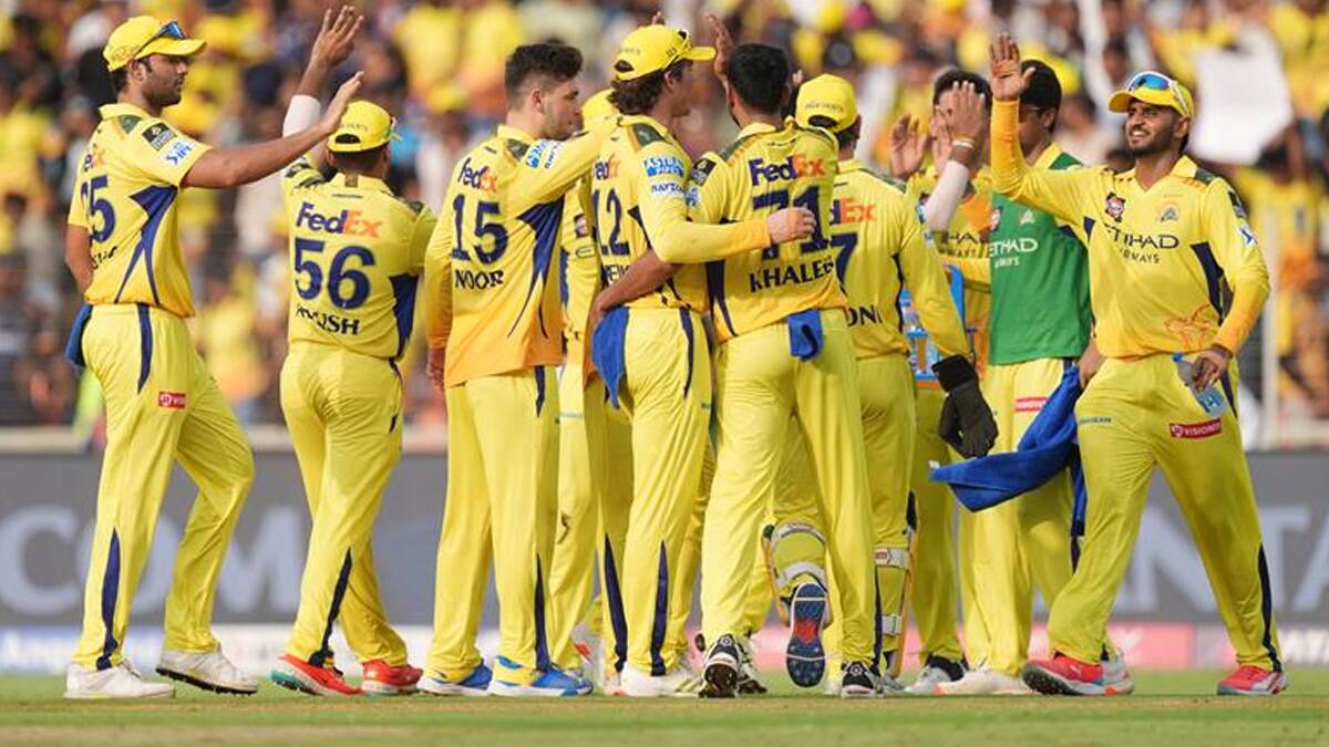 GT vs CSK: ফার্স্ট বয় গিলদের হারিয়েও লাস্ট বয় ধোনিরা, এই প্রথম চেন্নাইয়ে দশে সবার শেষে
