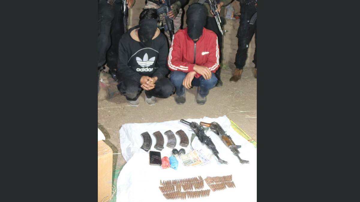 Two LET Militant Arrested: কাশ্মীরের শোপিয়ান থেকে ধৃত দুই লস্কর জঙ্গি, উদ্ধার অস্ত্রশস্ত্র