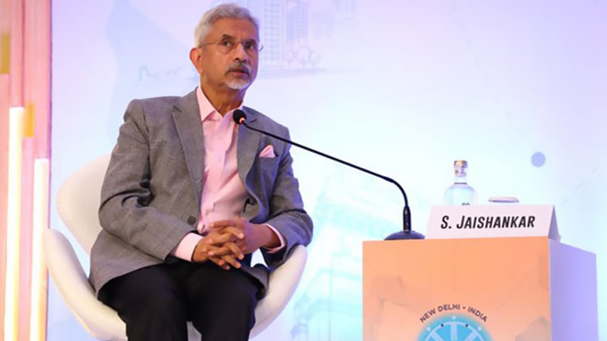 S Jaishankar On Indus Water Treaty: 'জলের অভাবে হাহাকার', সীমান্ত সন্ত্রাস বন্ধ না করলে পাকিস্তানের দিকে গড়াবে না এক ফোঁটা জল, স্থগিতই থাকবে সিন্ধু চুক্তি, কড়া বার্তা জয়শঙ্করের