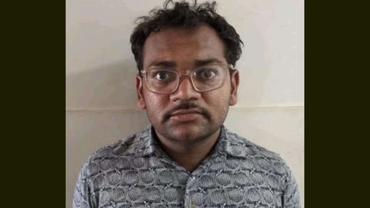 Gujarat: পাক গুপ্তচর সন্দেহে গ্রেফতার স্বাস্থ্যকর্মী, বিএসএফ এবং বিমান বাহিনীর গোপন তথ্য ISI এজেন্টকে পাচার করার অভিযোগ
