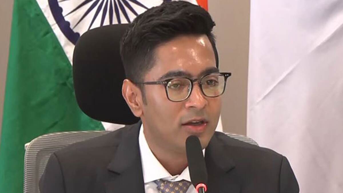 Abhishek Banerjee: যদি সন্ত্রাসবাদ একটা পাগলা কুকুর হয়, তাহলে পাকিস্তান তার জঘন্য প্রশিক্ষক. জাকার্তায় গিয়ে কড়া সমালোচনা অভিষেক বন্দ্যোপাধ্যায়ের