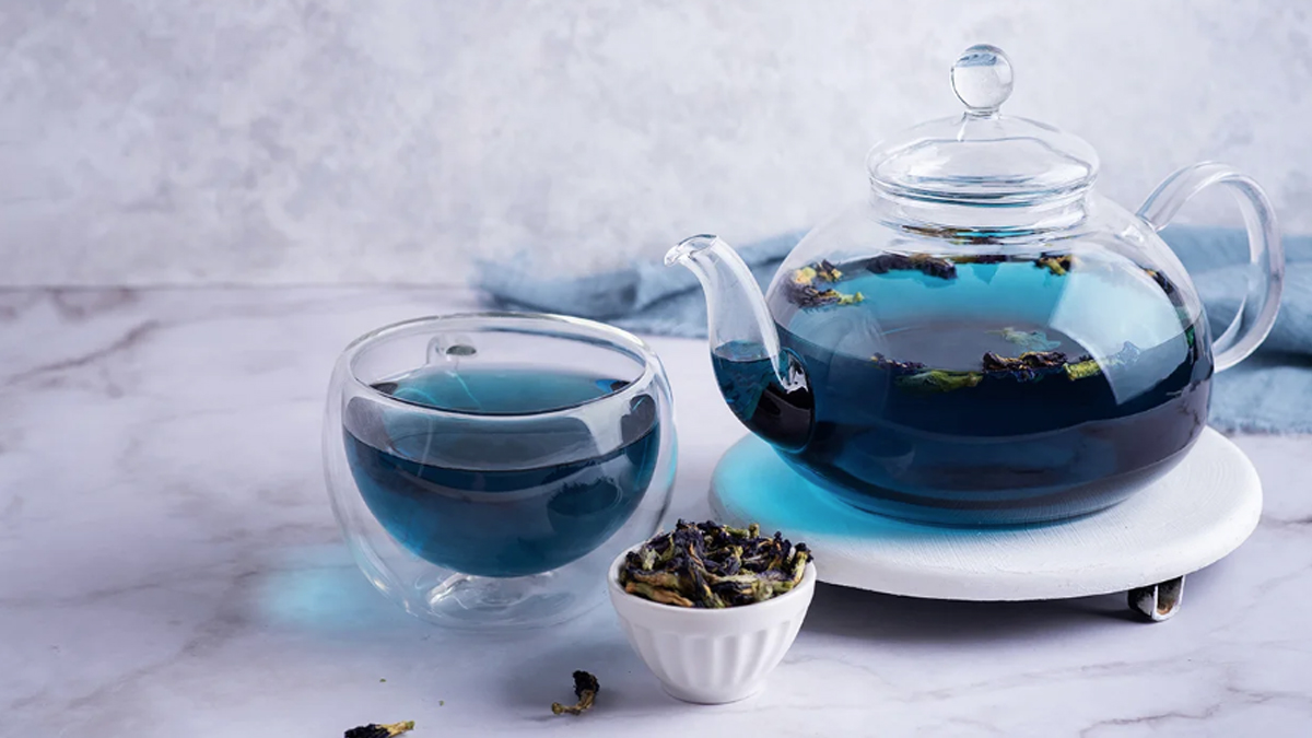 Blue tea benefits: জীবন বদলে দেবে নীল চা। এর উপকার জানলে অবাক হবেন