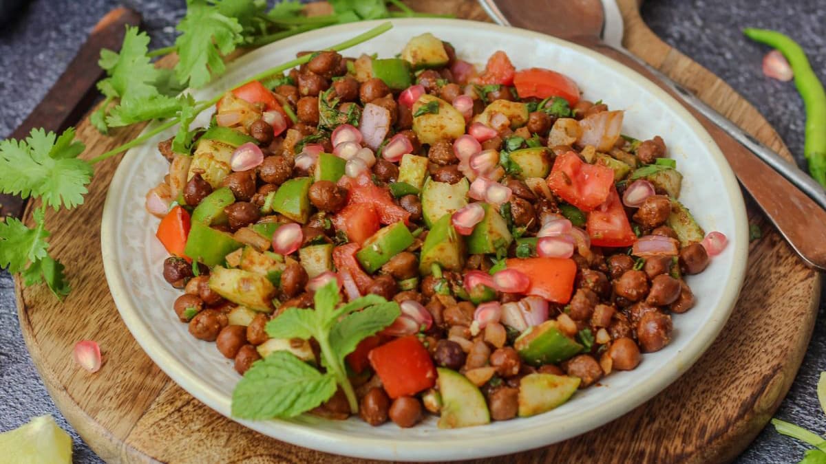 Boiled chana: নিয়ম করে খান ছোলা সেদ্ধ এর উপকার জানলে অবাক হবেন।