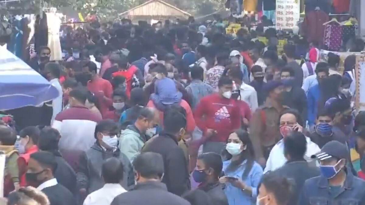 COVID 19: বাড়ছে কোভিডের কামড়, দিল্লিতে নতুন করে আক্রান্ত ৯৯ জন, উপসর্গ কী কী দেখুন